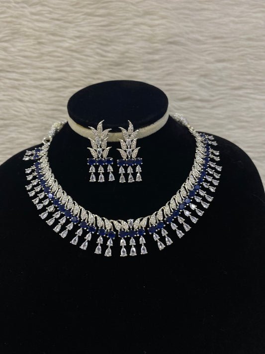 Silver short Necklace set