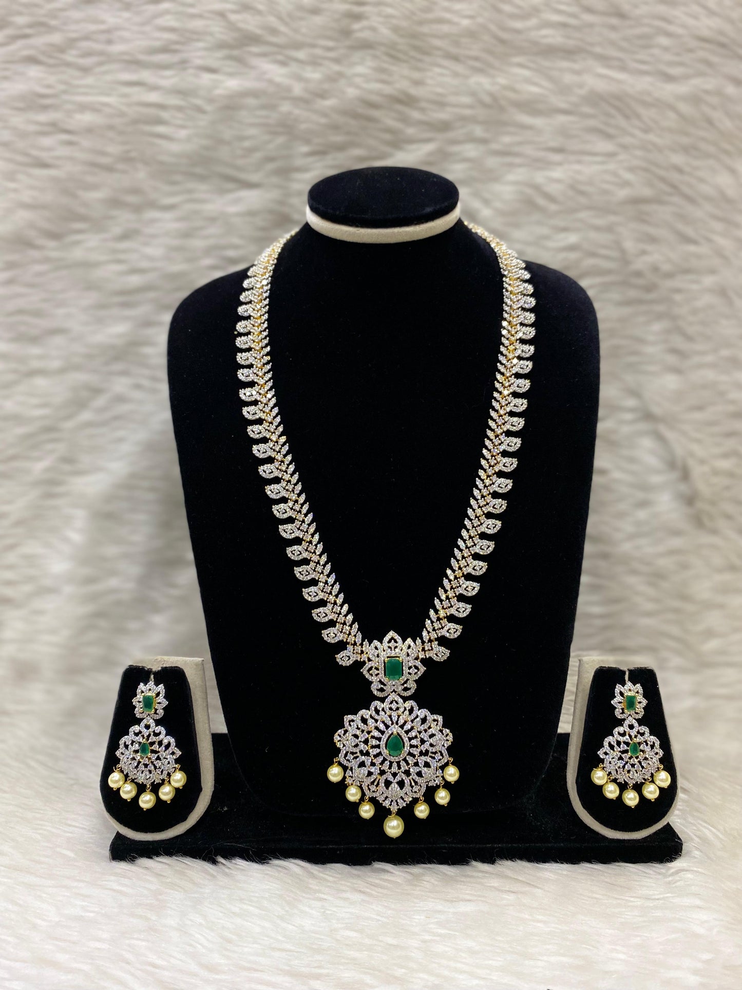 GJ Long Necklace Set