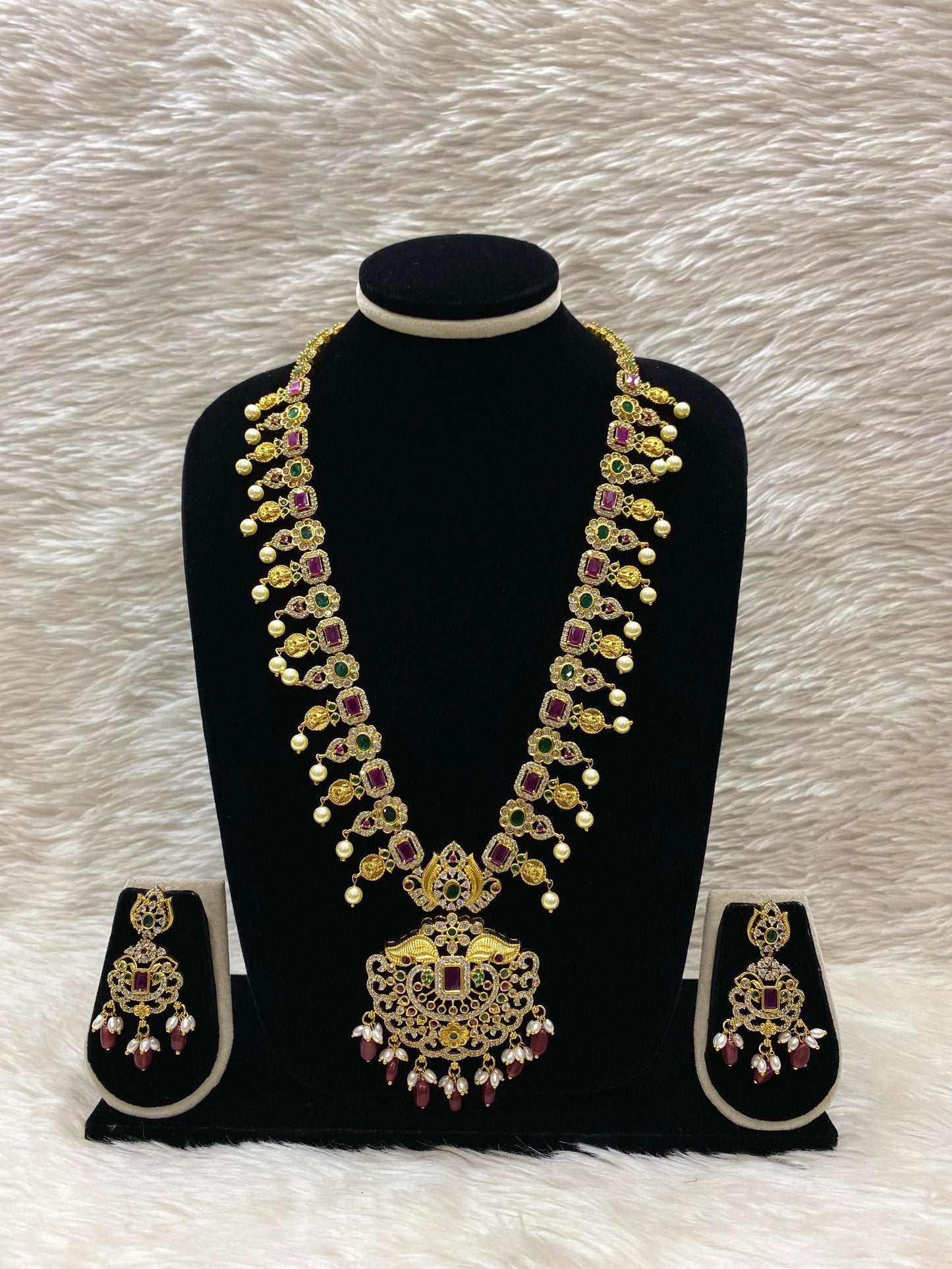 Matt Long Necklace Set