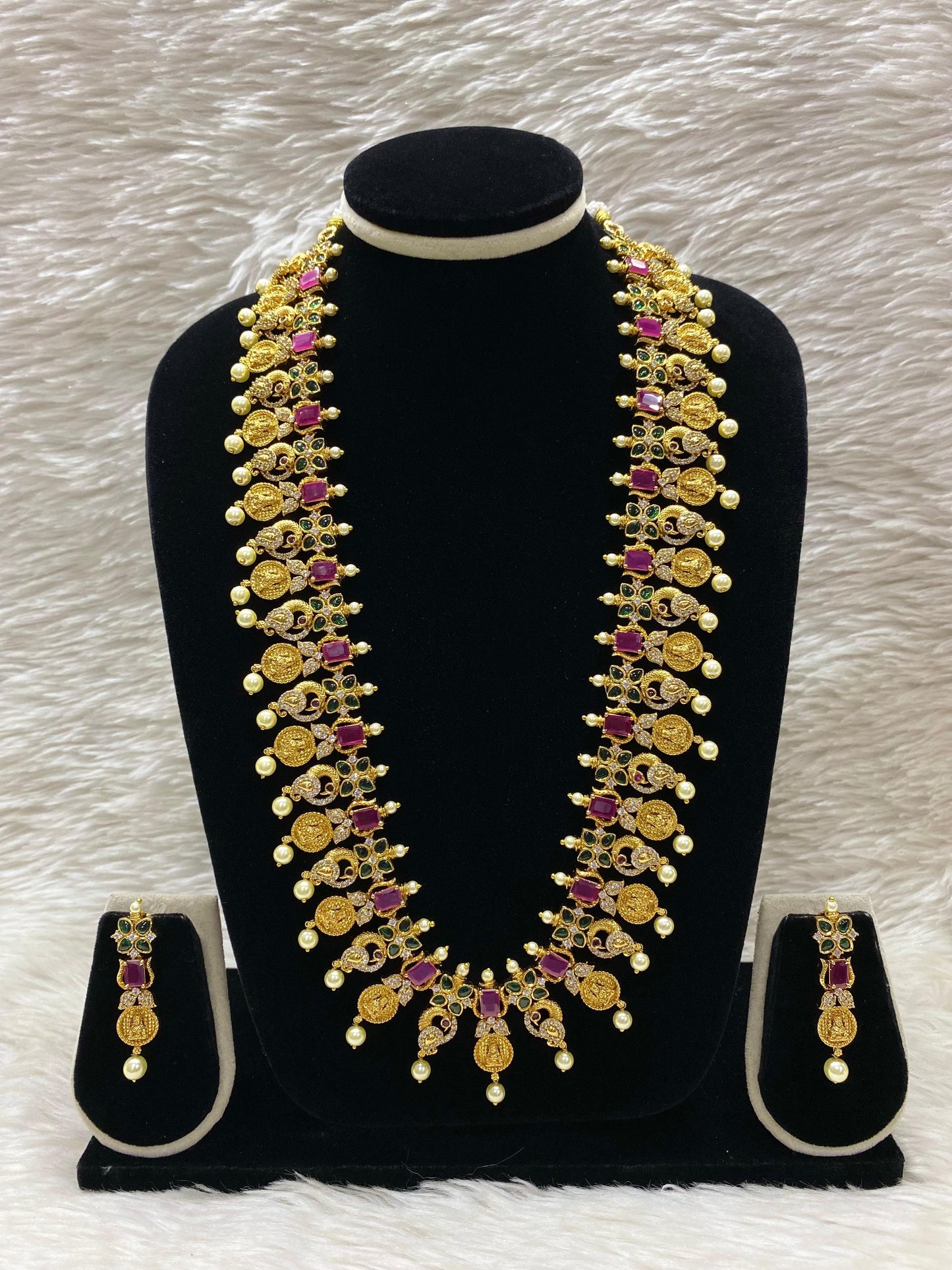 Matt Long Necklace Set