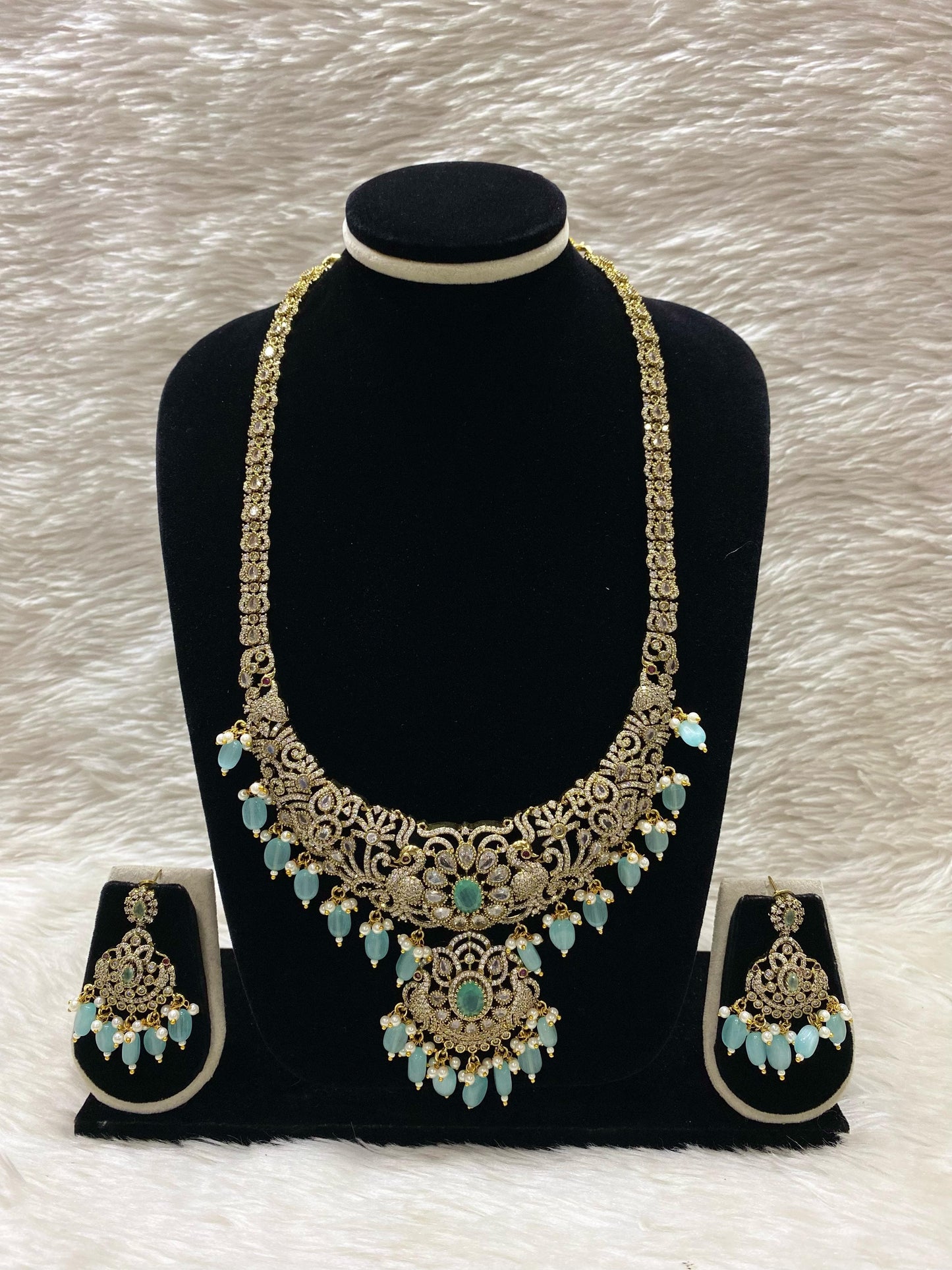 Victorian Long Necklace Set