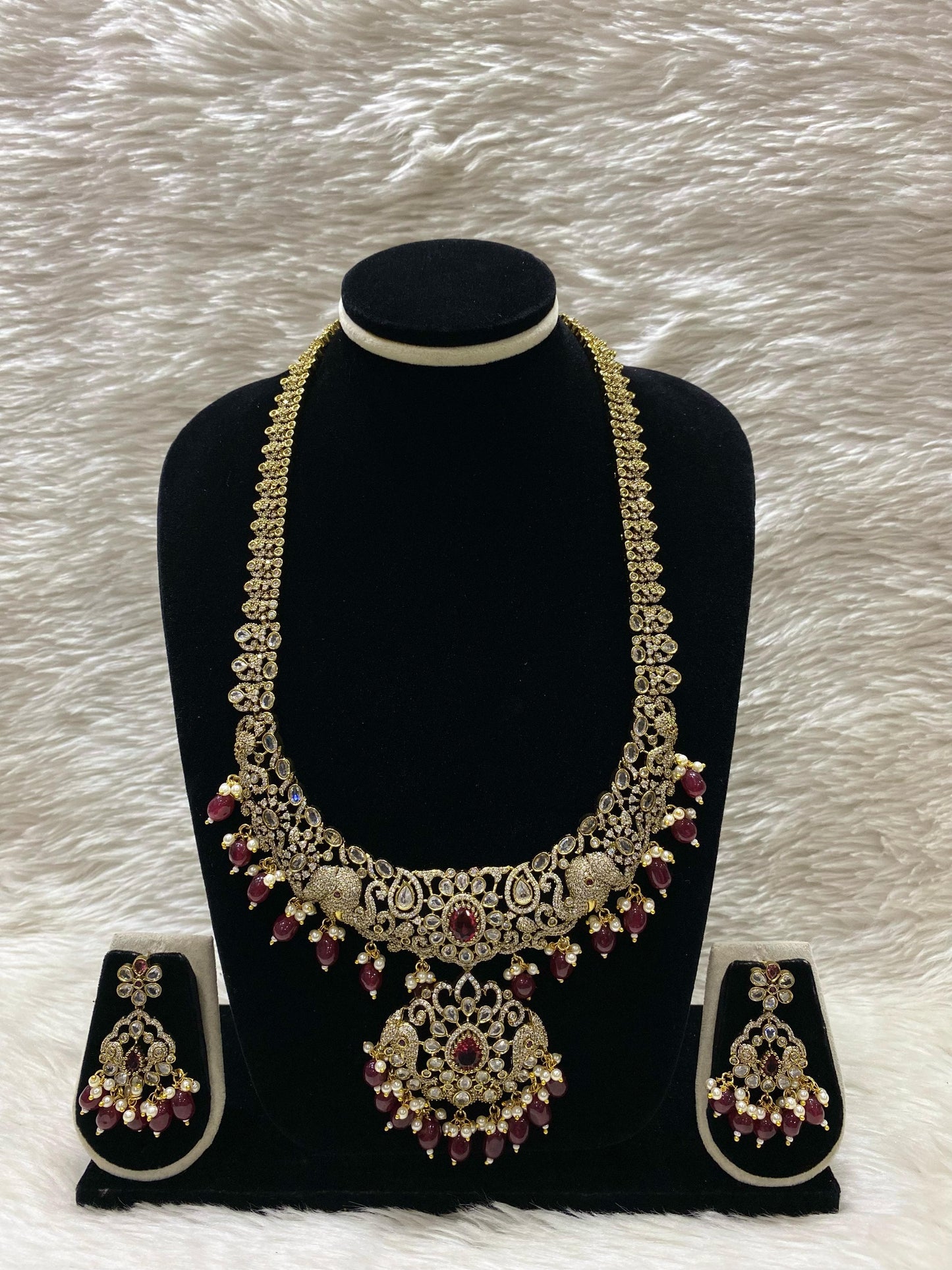 Victorian Long Necklace Set