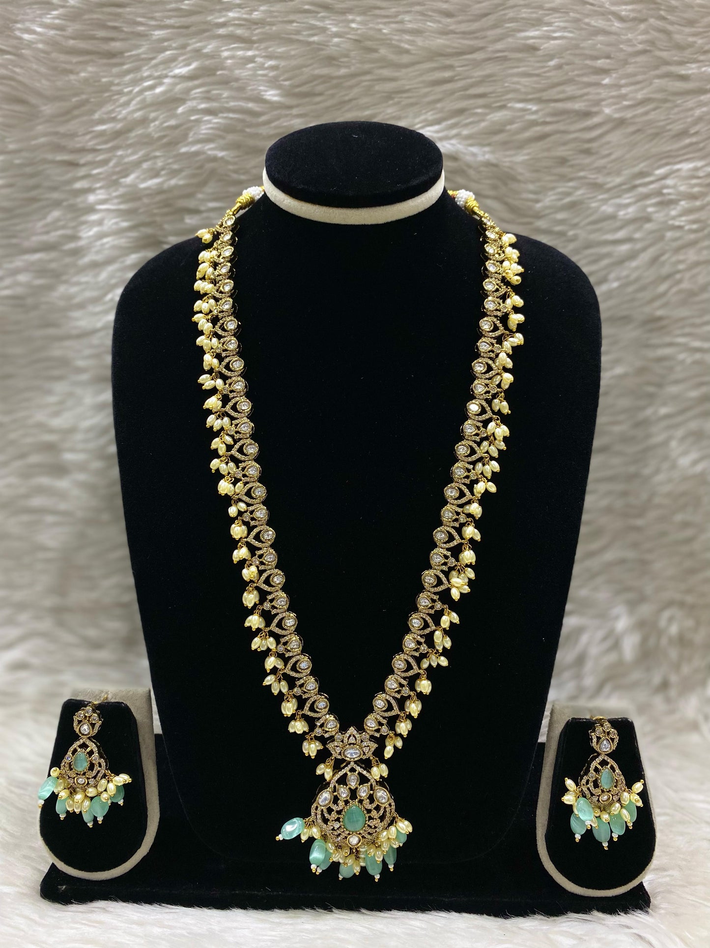 Victorian Long Necklace Set