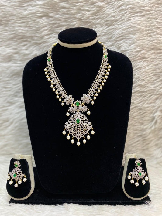 GJ Short Necklace Set