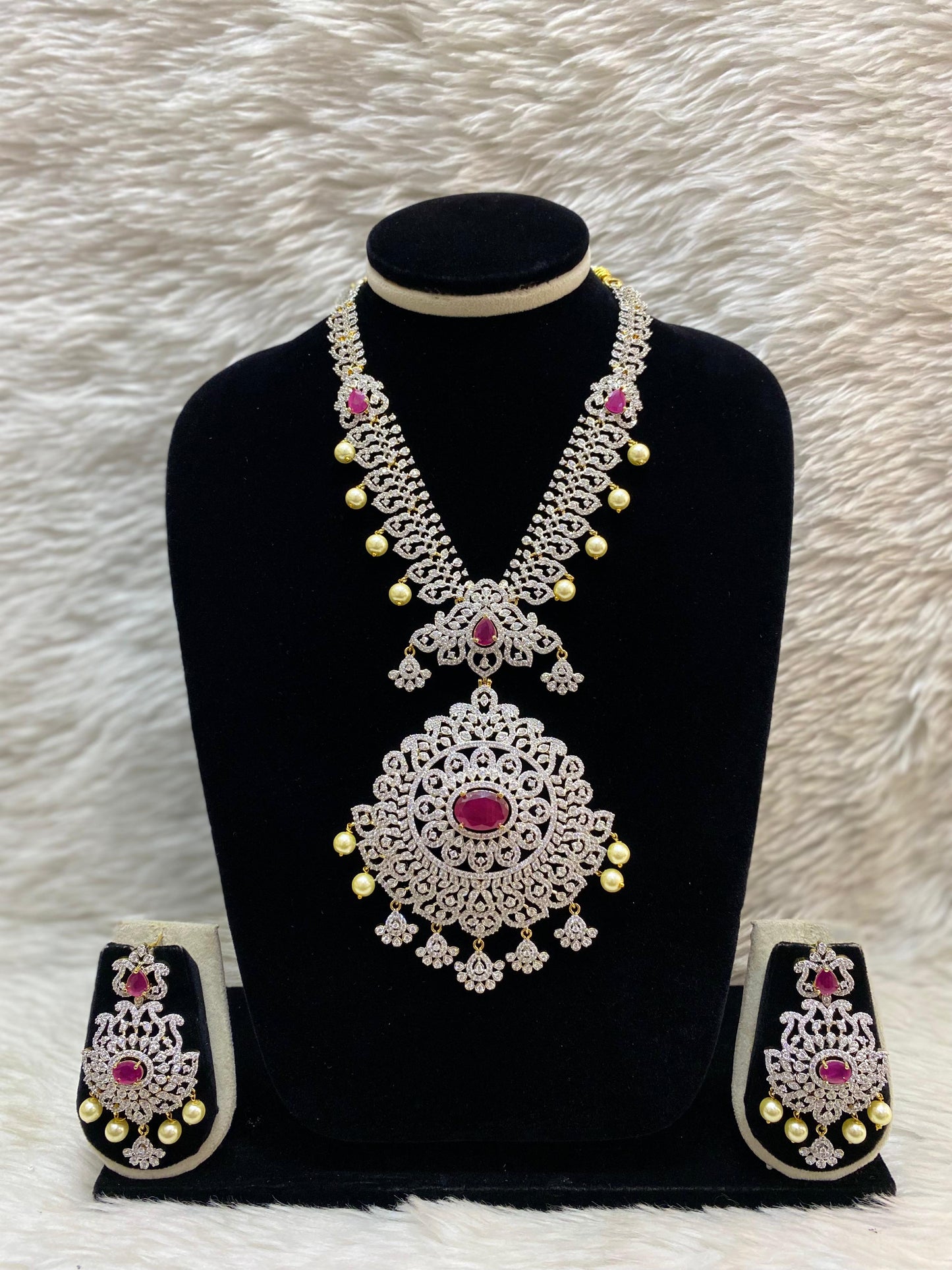 GJ Short Necklace Set