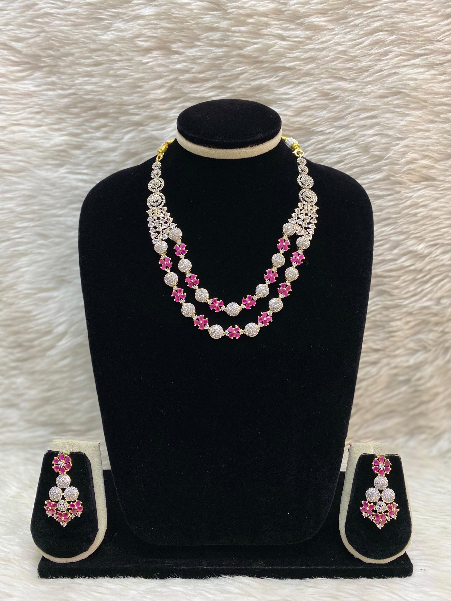 GJ Short Necklace Set