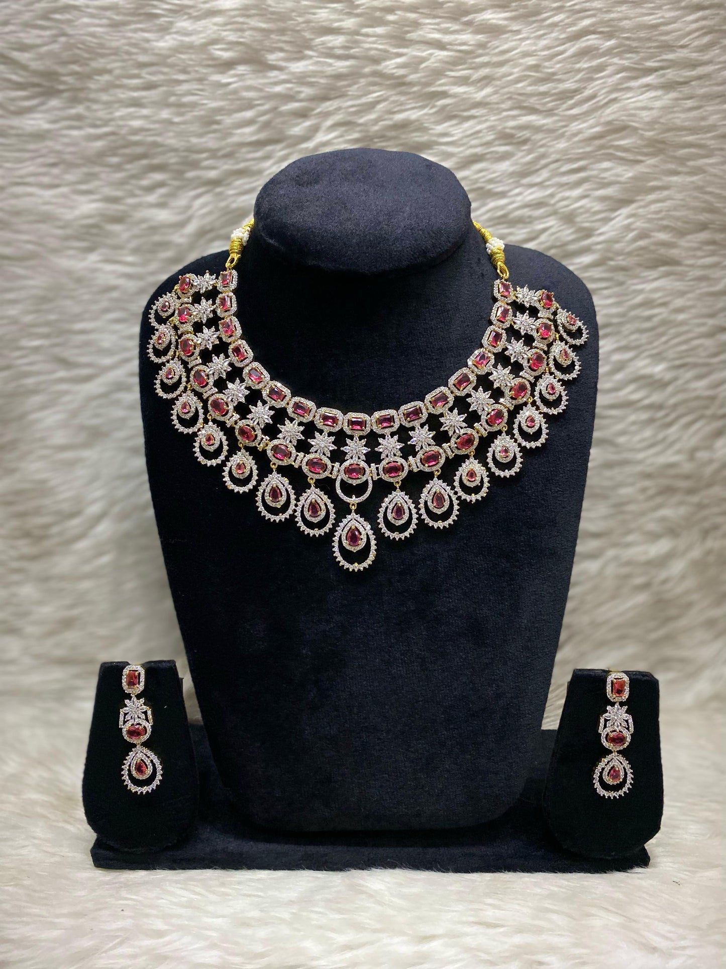 GJ Short Necklace Set