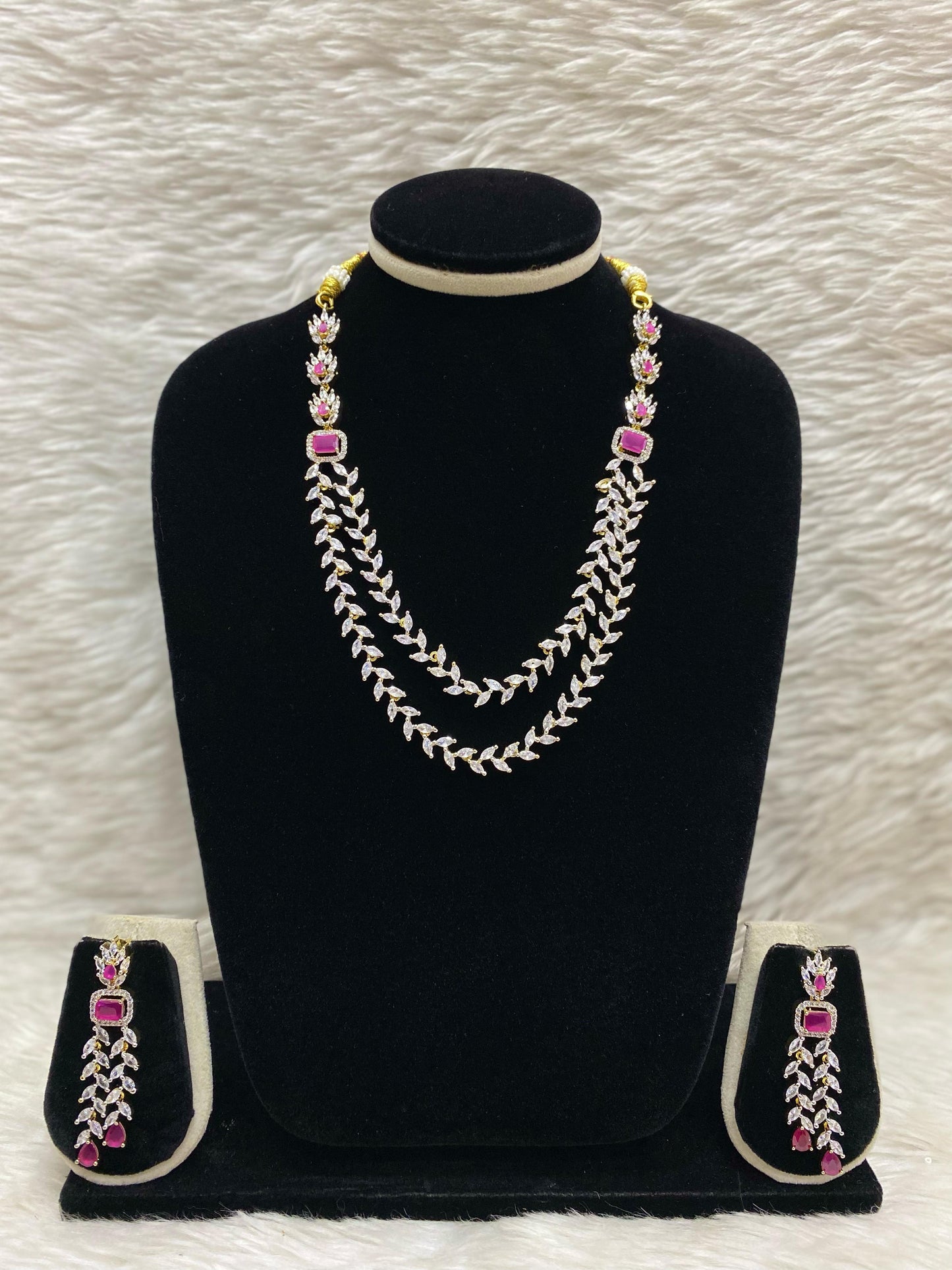 GJ Short Necklace Set