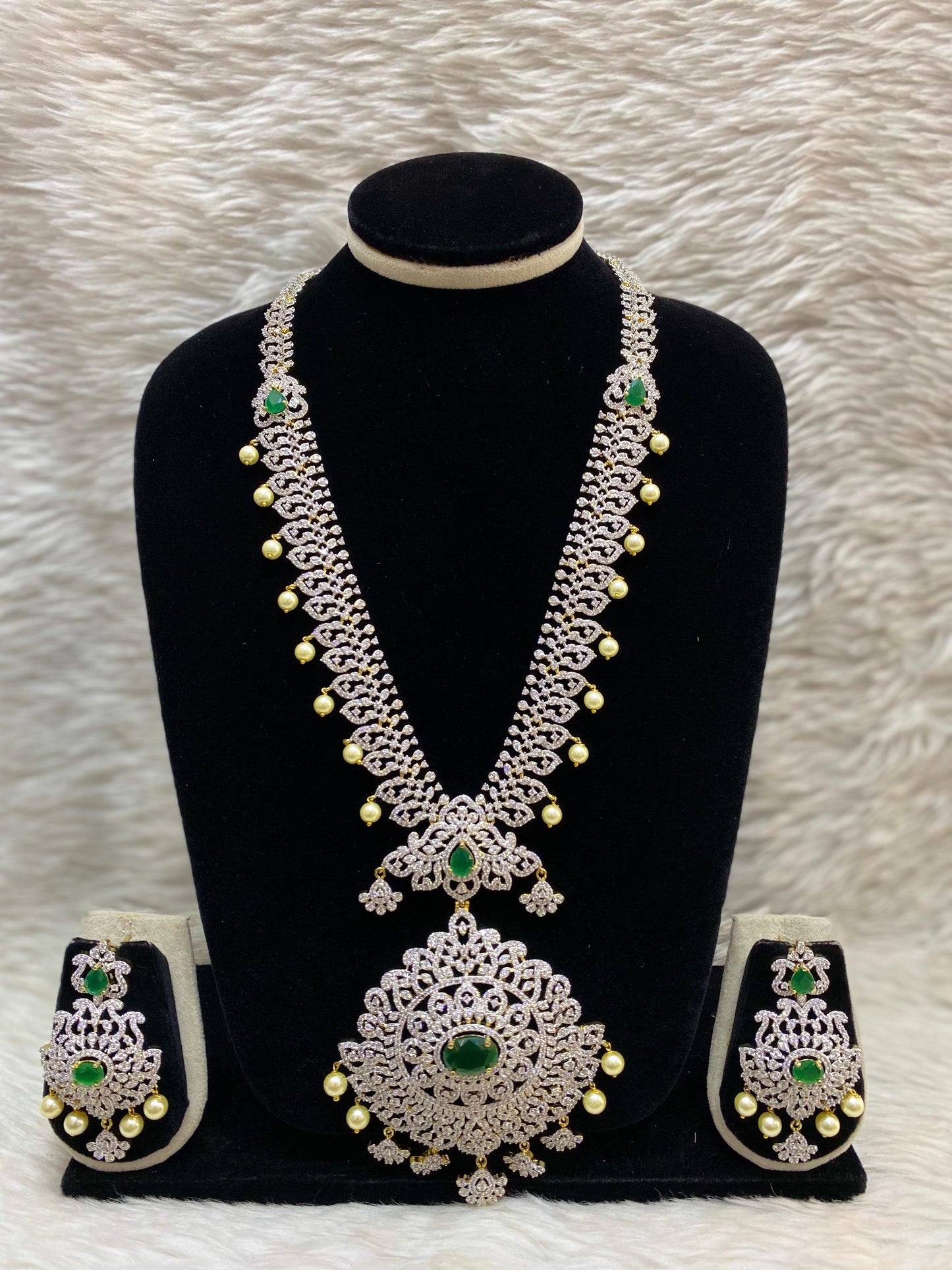 GJ Long Necklace Set