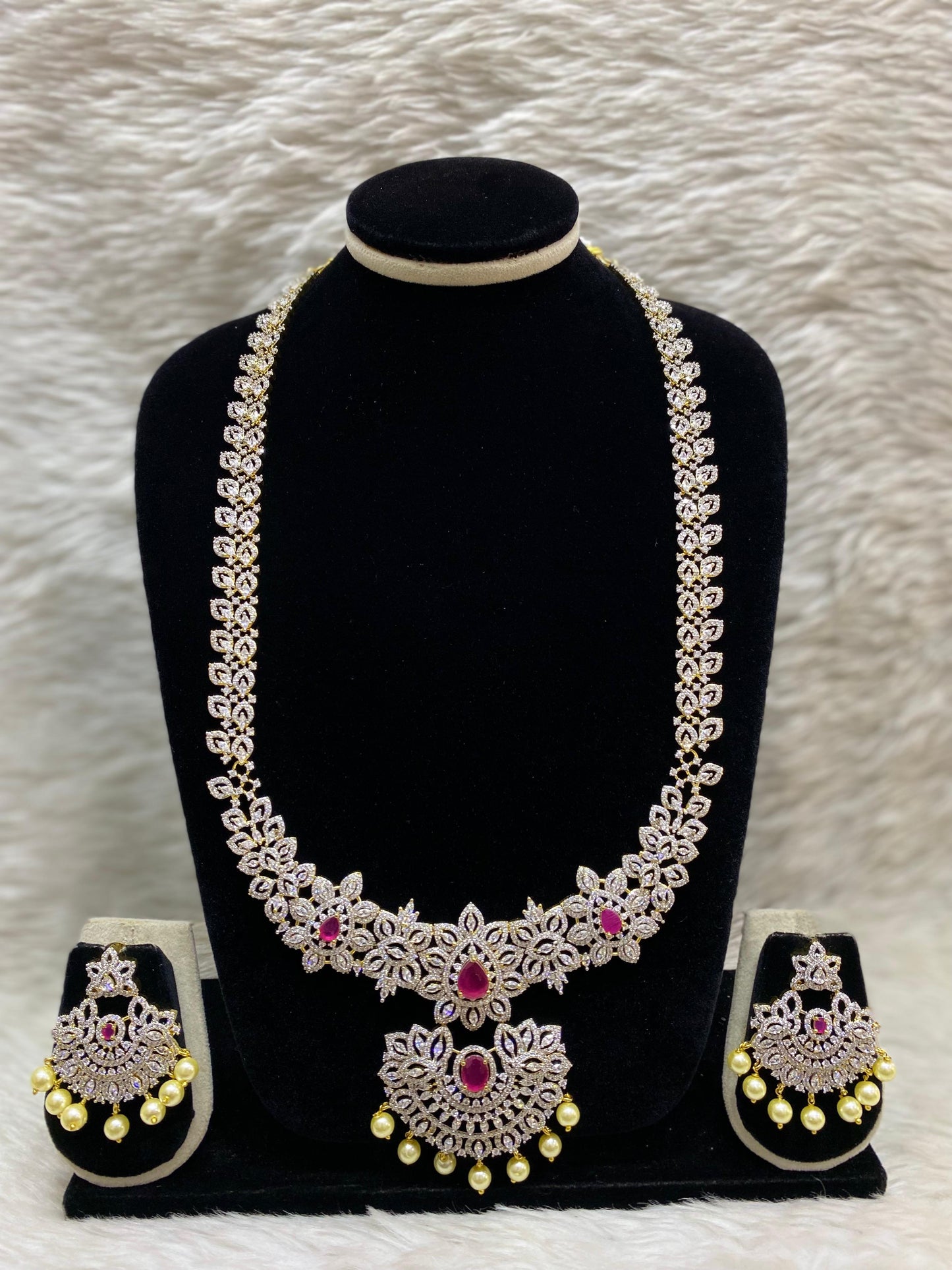 GJ Long Necklace Set